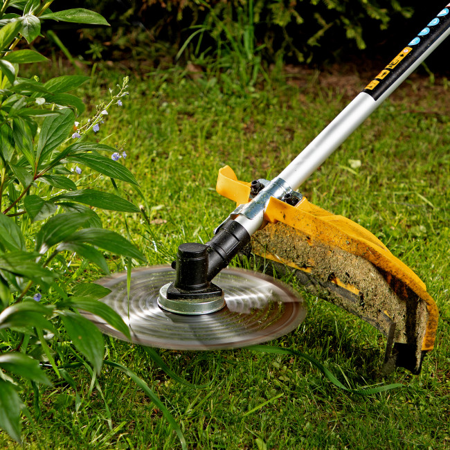 Триммер бензиновый DTL-52, 52 см3, неразъемная штанга, состоит из 2 частей Denzel в Новосибирске