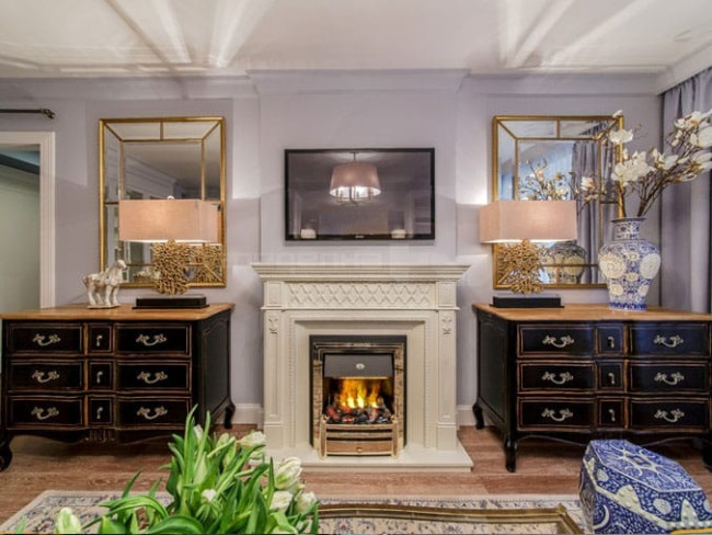 Каминокомплект Alexandria - Белый дуб с очагом Brookline Black в Новосибирске Каминокомплект Alexandria - Белый дуб с очагом Brookline Black в Новосибирске