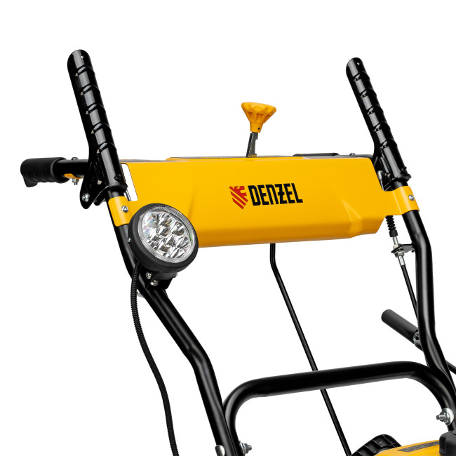 Бензиновая снегоуборочная машина SB 560 LP, 212 cc, электростартер, фара Denzel в Новосибирске