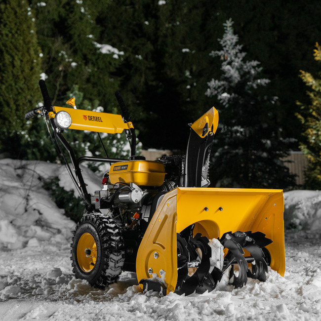 Бензиновая снегоуборочная машина SB 560 LP, 212 cc, электростартер, фара Denzel в Новосибирске