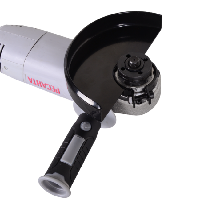 Углошлифовальная машина УШМ-125/1400Э Ресанта (болгарка) в Новосибирске