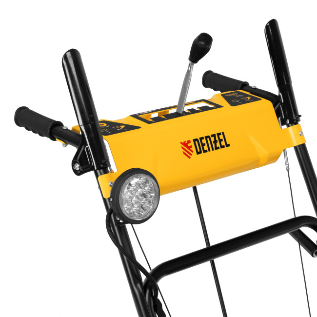 Бензиновая снегоуборочная машина SBM 610, 212 cc, ручной старт, фара Denzel в Новосибирске