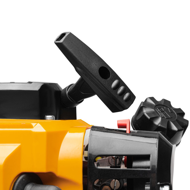 Триммер бензиновый DTS-43, 43 см3, неразъемная штанга, состоит из 2 частей Denzel в Новосибирске