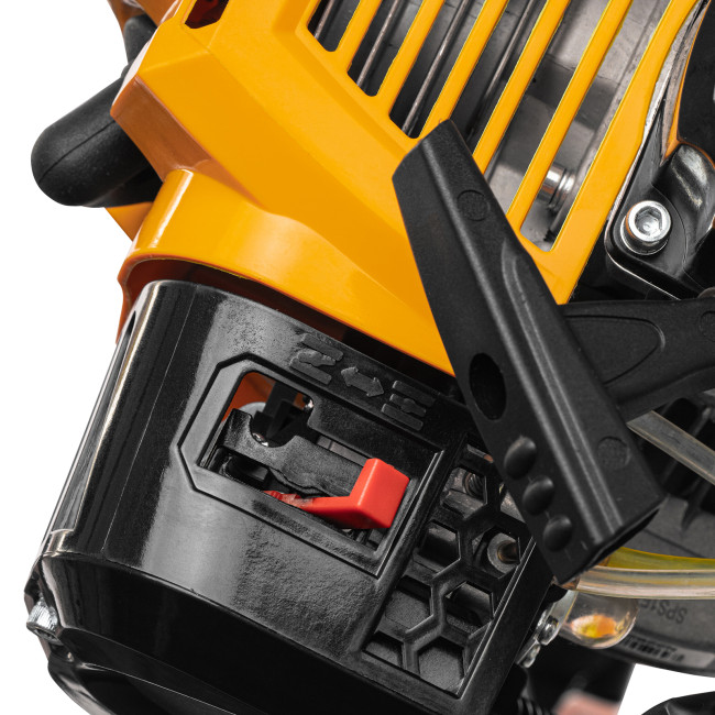 Триммер бензиновый DTS-43, 43 см3, неразъемная штанга, состоит из 2 частей Denzel в Новосибирске