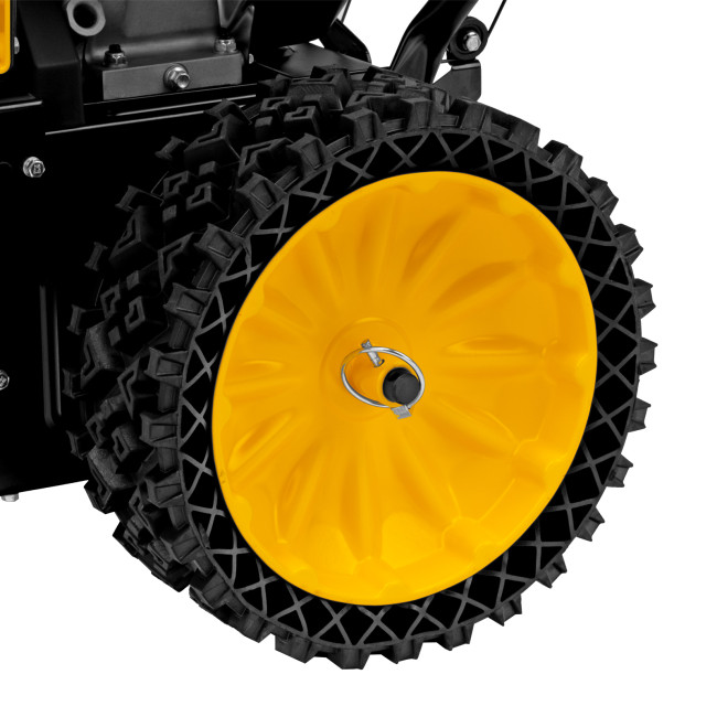 Бензиновая снегоуборочная машина SBM 610S PRO, 212 cc, электростартер, фара, обогрев Denzel в Новосибирске