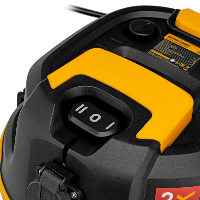 Пылесос строительный RVC30, 1400 Вт, бак 30 л, шланг 3 м, розетка с автосинхр. Denzel в Новосибирске