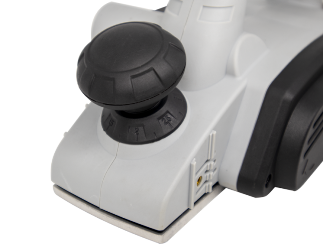 Рубанок электрический Ресанта Р-82/1100 в Новосибирске