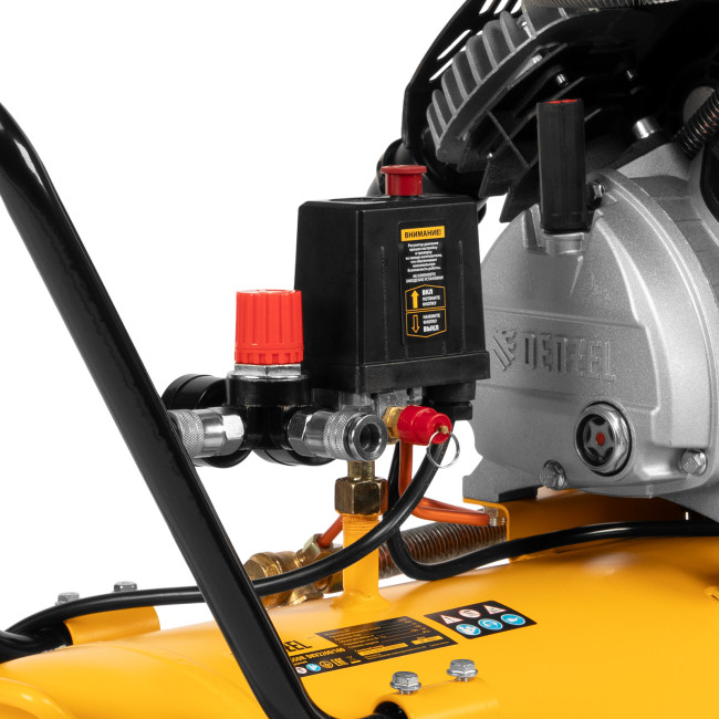 Компрессор воздушный DKV2200/100, Х-PRO 2.2 кВт, 400 л/мин, 100л Denzel в Новосибирске