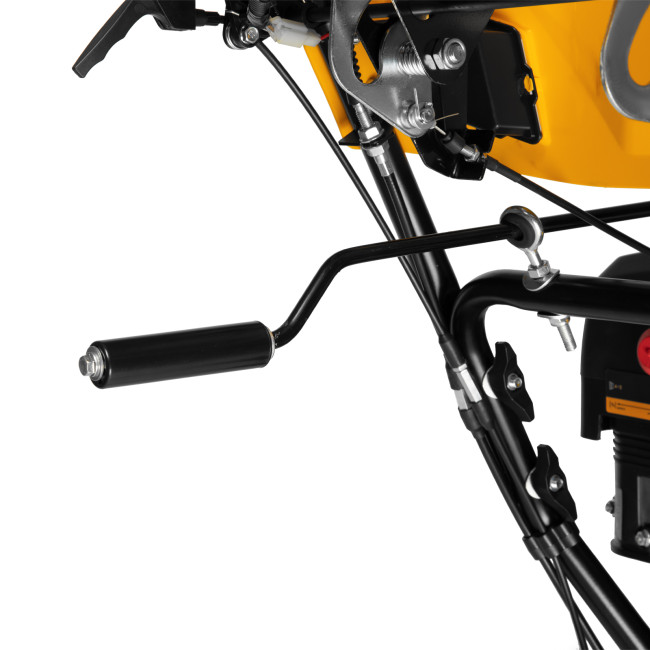 Бензиновая снегоуборочная машина SBL 711DT PRO, 420cc, гусеницы, эл.старт, блок. дифф. Denzel в Новосибирске