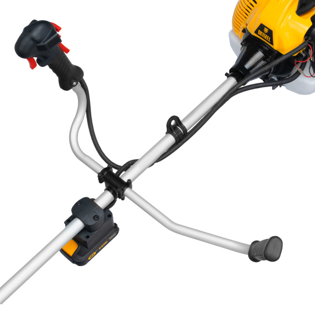 Триммер бензиновый DT-52E, 52 см3, неразъемная штанга, электростартер, состоит из 2 частей Denzel в Новосибирске