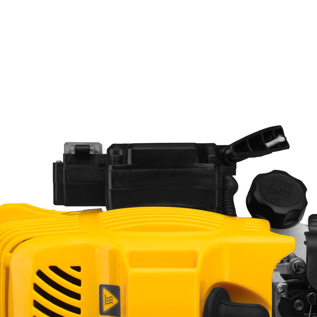 Триммер бензиновый DT-52E, 52 см3, неразъемная штанга, электростартер, состоит из 2 частей Denzel в Новосибирске