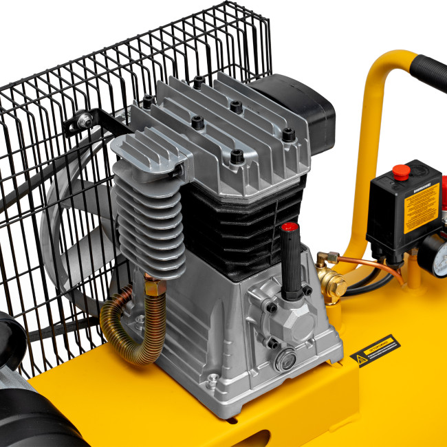 Компрессор воздушный BCI2300/100, ременный привод, 2.3 кВт, 100 литров, 400 л/мин Denzel в Новосибирске