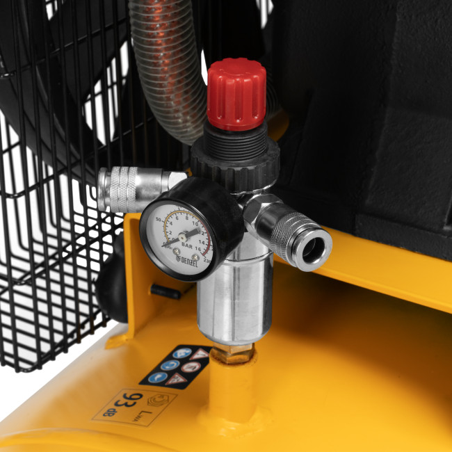 Компрессор воздушный рем. привод BCV 4000-T/200, 4,0 кВт, 200 литров, 690 л/мин Denzel в Новосибирске Компрессор воздушный рем. привод BCV 4000-T/200, 4,0 кВт, 200 литров, 690 л/мин Denzel в Новосибирске