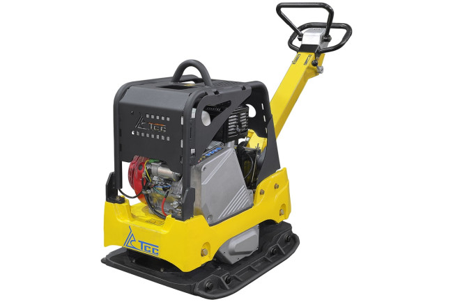 Виброплита реверсивная TSS-CP-320 (гидравлический привод, электростарт, АКБ) в Новосибирске Виброплита реверсивная TSS-CP-320 (гидравлический привод, электростарт, АКБ) в Новосибирске