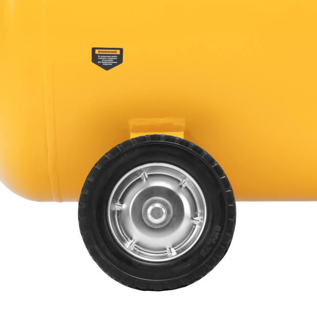 Компрессор воздушный рем. привод BCV 5500-T/270, 5,5 кВт, 270 литров, 850 л/мин Denzel в Новосибирске Компрессор воздушный рем. привод BCV 5500-T/270, 5,5 кВт, 270 литров, 850 л/мин Denzel в Новосибирске