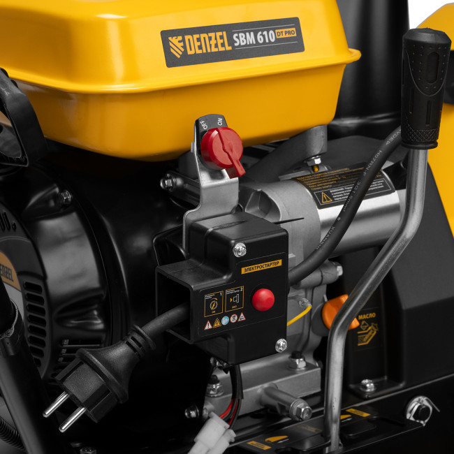 Бензиновая снегоуборочная машина SBM 610DT PRO, 212cc, гусеницы, эл.старт, блок. дифф. Denzel в Новосибирске