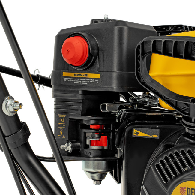 Гибридная снегоуборочная машина с функц. подметания SWB-600, 212 сс, руч. старт, 2 насадки Denzel в Новосибирске