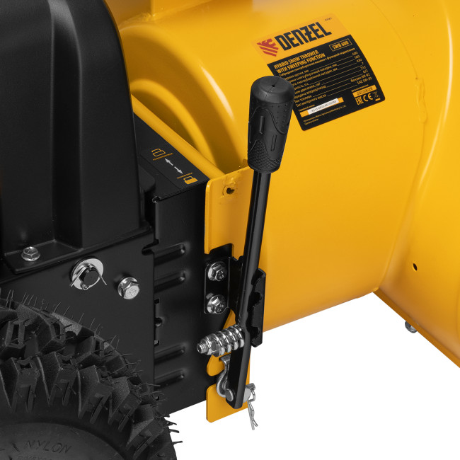 Гибридная снегоуборочная машина с функц. подметания SWB-600, 212 сс, руч. старт, 2 насадки Denzel в Новосибирске