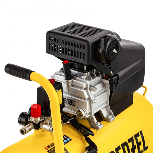 Компрессор воздушный прямой привод DC1700/50, 1.7 кВт, 50 литров, 260 л/мин Denzel в Новосибирске