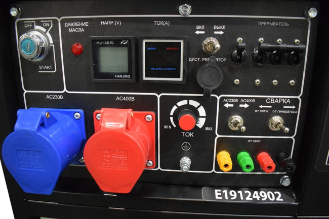 Инверторный бензиновый сварочный генератор TSS GGW 6.0/250ED-R3 в Новосибирске Инверторный бензиновый сварочный генератор TSS GGW 6.0/250ED-R3 в Новосибирске