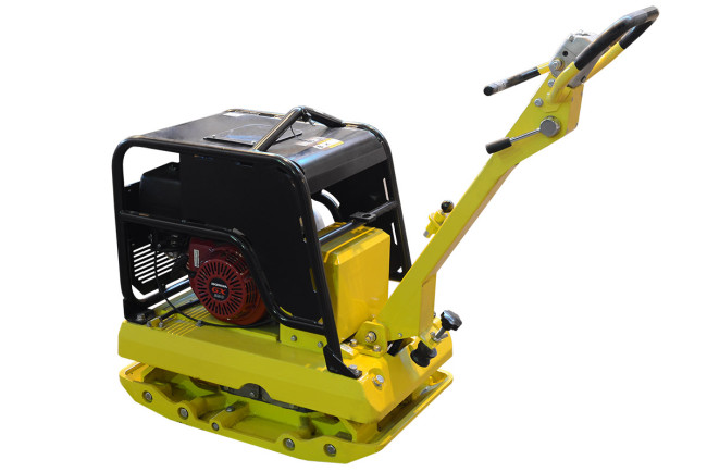 Виброплита реверсивная TSS-CP-420 (гидравлический привод, электростарт, АКБ) в Новосибирске