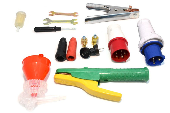 Инверторный дизельный сварочный генератор TSS DGW 10.0/300ED-R3 в Новосибирске Инверторный дизельный сварочный генератор TSS DGW 10.0/300ED-R3 в Новосибирске