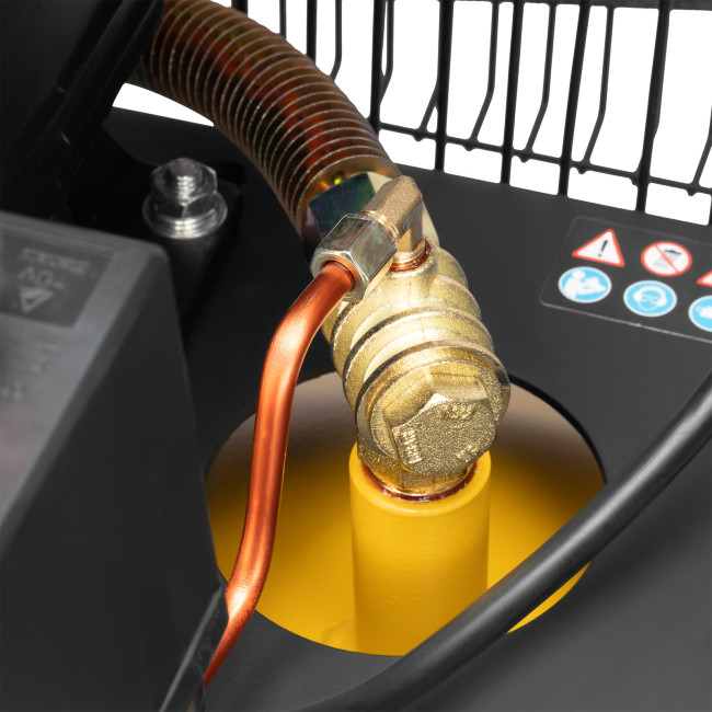 Компрессор воздушный BCV2200/100V, ременный привод , 2.3 кВт, 100 литров, 440 л/мин Denzel в Новосибирске