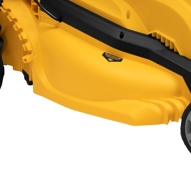 Газонокосилка электрическая GMC-2000, шир. 44см, 2000 Вт, 6 уров., травосб. 45 л Denzel в Новосибирске Газонокосилка электрическая GMC-2000, шир. 44см, 2000 Вт, 6 уров., травосб. 45 л Denzel в Новосибирске