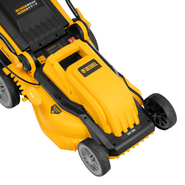 Газонокосилка электрическая GMC-1800, шир. 38см, 1800 Вт, 6 уров., травосб. 35 л Denzel в Новосибирске