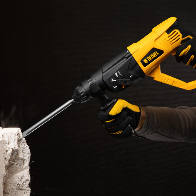 Перфоратор электрический RH-1050-26, SDS-plus, 1050 Вт, 3.2 Дж, 3 плюс 1 режим Denzel в Новосибирске