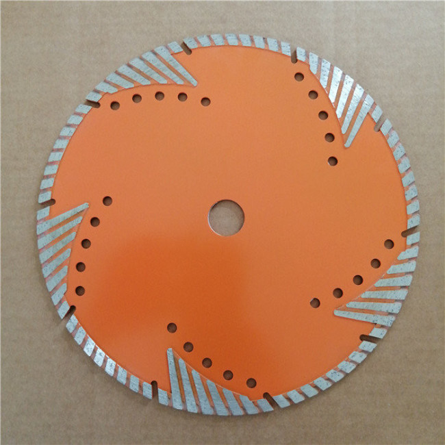 Диск алмазный отрезной Турбо - сегментный, 230 х 22,2 мм, сухая резка Вихрь в Новосибирске