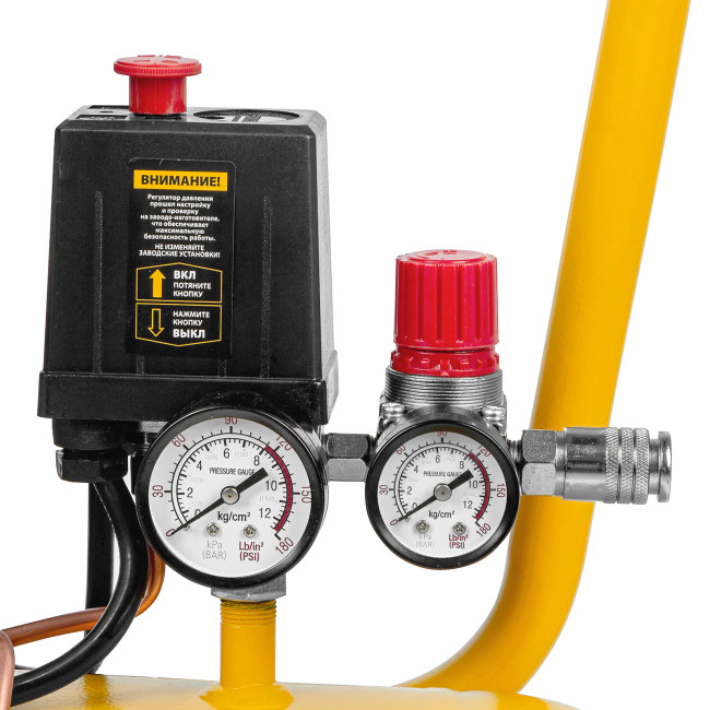 Компрессор воздушный DCV2200/50, прямой привод, 2.2 кВт, 50 литров, 380 л/мин Denzel в Новосибирске