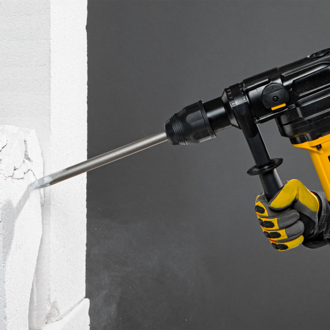 Перфоратор электрический RHV-1050-38-max, SDS-max, 1050 Вт, 10 Дж, 2 плюс 1 режим Denzel в Новосибирске