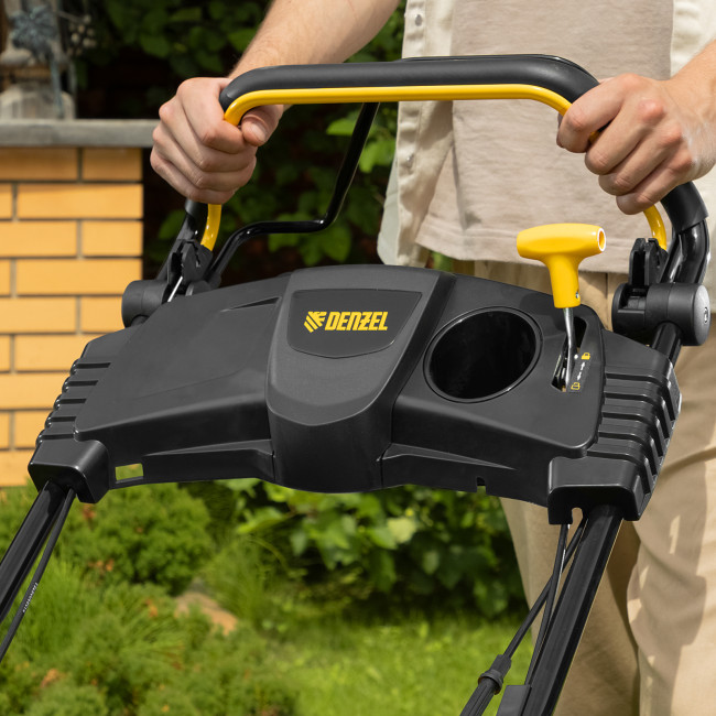 Бензиновая газонокосилка GLT-460SP-T, Trike 149 см3, 46 см, привод, панель, 60л Denzel  в Новосибирске