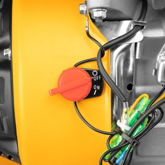 Мотоблок DPT-270, 7 л.с, ременное сцепление, ширина 85 см, глубина 35 см, фрез 3 х 4, ШОМ, передачи 2В/1Н Denzel в Новосибирске