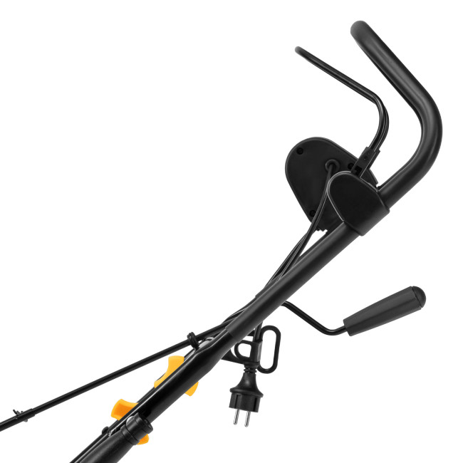 Электрическая снегоуборочная машина ESB-560-M, 2,5 кВт, металлический шнек, LED фара Denzel в Новосибирске