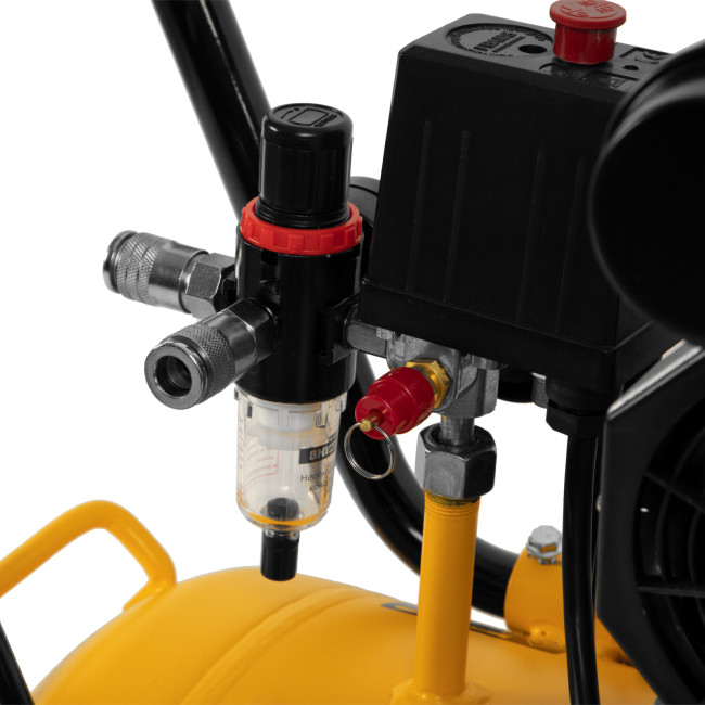 Компрессор безмасляный, малошумный DLS 1800/100,1800 Вт, 3x600, 100 л, 345 л/мин Denzel в Новосибирске Компрессор безмасляный, малошумный DLS 1800/100,1800 Вт, 3x600, 100 л, 345 л/мин Denzel в Новосибирске