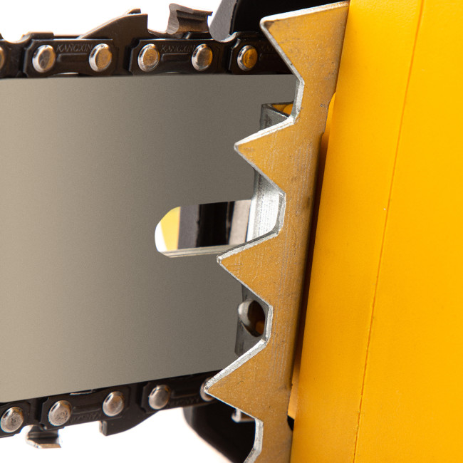 Пила цепная электрическая EDS-2000P, 2 кВт,поперечная, шина 40 см, шаг 3/8, паз 1.3 мм, 57 звеньев Denzel в Новосибирске