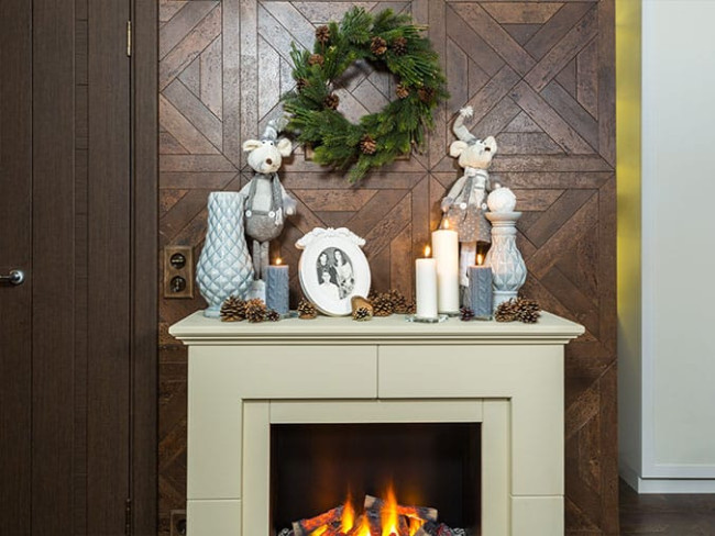 Каминокомплект Suite -  Алебастр с очагом Engine 56-600 LL в Новосибирске