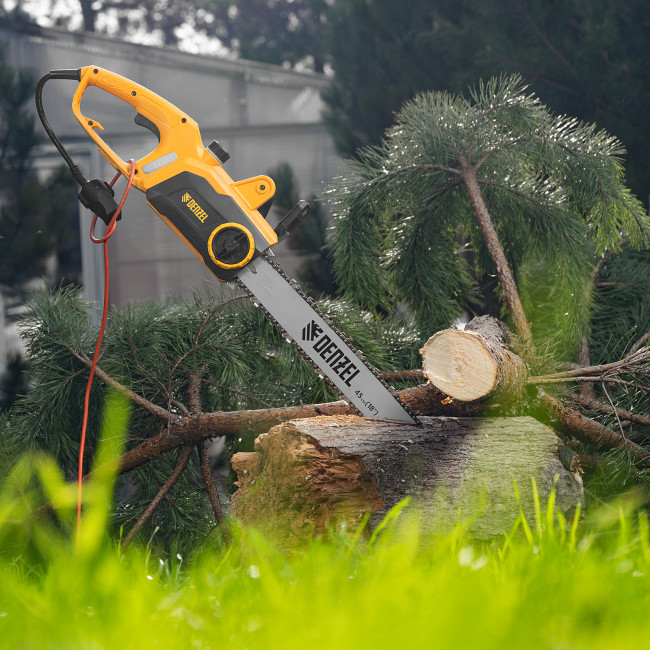 Пила цепная электрическая EDS-2200P, 2.2 кВт,поперечная, шина 45 см, шаг 3/8, паз 1.3 мм, 63 звена Denzel в Новосибирске