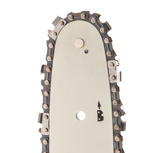 Пила цепная электрическая EDS-2000, 2 кВт,продольная, шина 40 см, шаг 3/8, паз 1.3 мм, 56 звеньев Denzel в Новосибирске