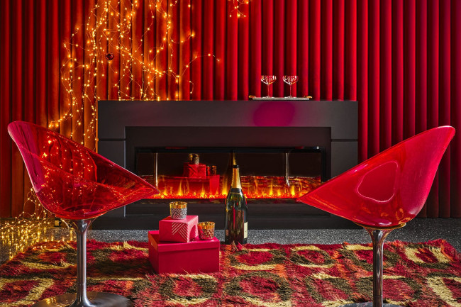 Каминокомплект Lindos - Алебастр с очагом Engine 56-600 BB в Новосибирске