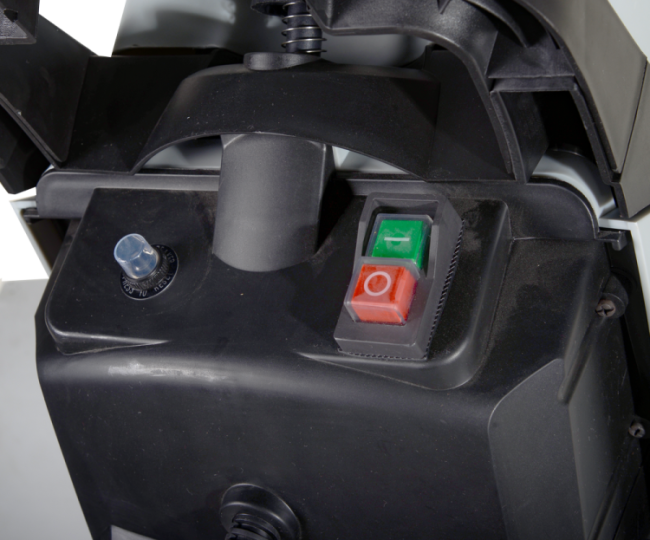 Садовый измельчитель Ресанта ИС-2500 в Новосибирске