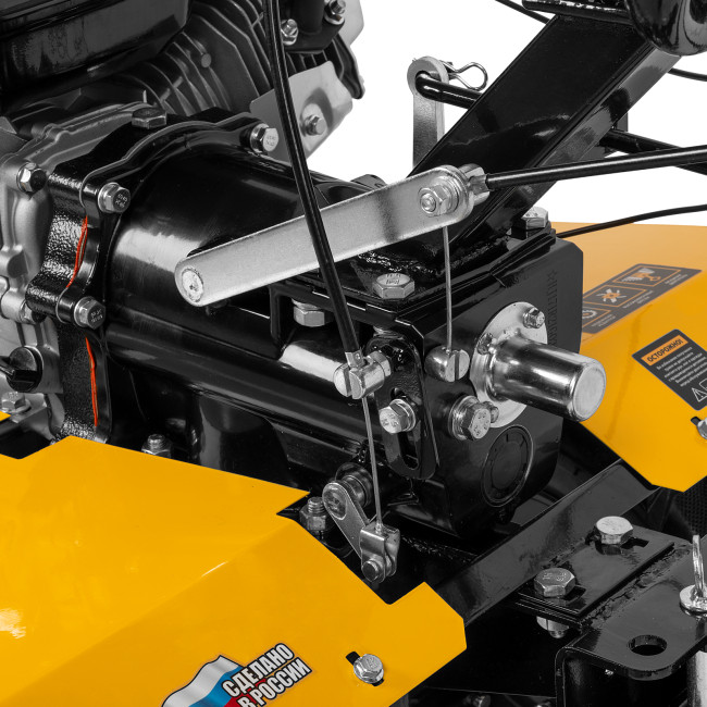 Мотоблок DPT-270X, 7 л.с., диск.сцеп, шир 90 см, глуб 35 см,фрез 3х4,ВОМ,скор 2В/1Н,кол 8" Denzel в Новосибирске