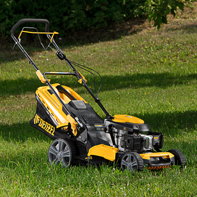 Газонокосилка бензиновая GLD-520SP, 196 куб.см, ширина 52 см, привод, 7 уровней,травосборник 60 л Denzel в Новосибирске