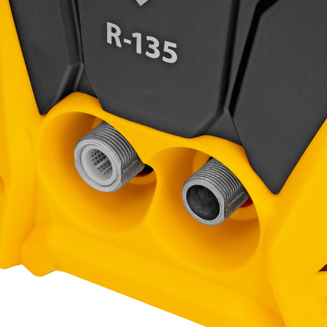 Моечная машина высокого давления R-135, 1800 Вт, 135 бар, 6 л/мин, колесная Denzel в Новосибирске