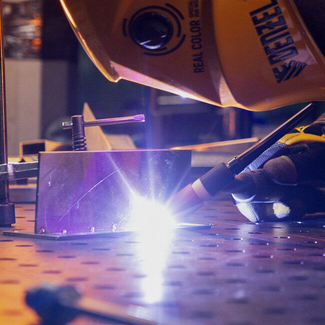 Аппарат инвертор. аргонодуговой сварки ITIG-200 DС Pulse Cold Weld, 200 А, ПВ 60% Denzel в Новосибирске