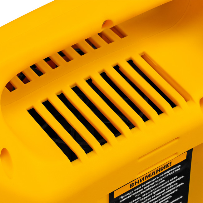 Компрессор воздушный DL1300, 10 бар, 1,3 кВт 180 л/мин 5 л, с набором аксессуаров Denzel в Новосибирске