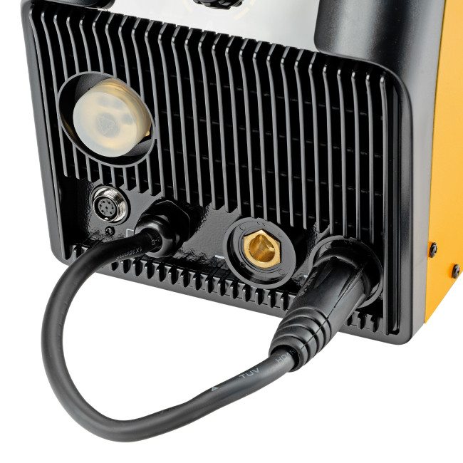 Аппарат инвертор. полуавтомат. cварки IMIG-205SDR, 200 А, ПВ 60%, катушка 5 кг Denzel в Новосибирске