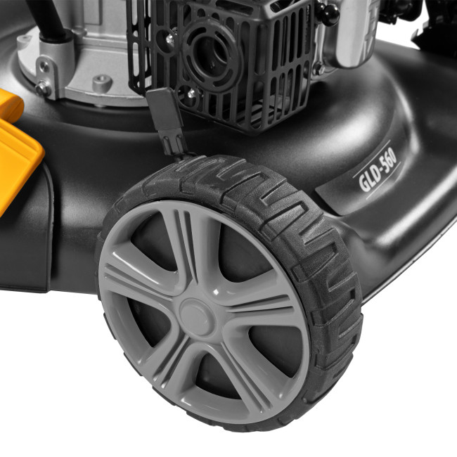 Газонокосилка бензиновая GLD-560, 196 см3, ширина 56 см Denzel в Новосибирске